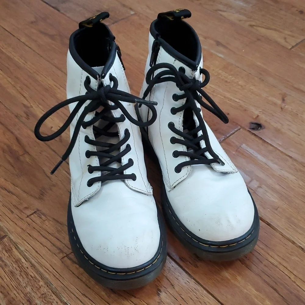Dr. Martens 1460 J White Leather Boots